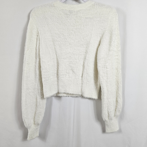 Aritzia Sunday Best Kitten Sweater in White - Size M - Picture 7 of 9